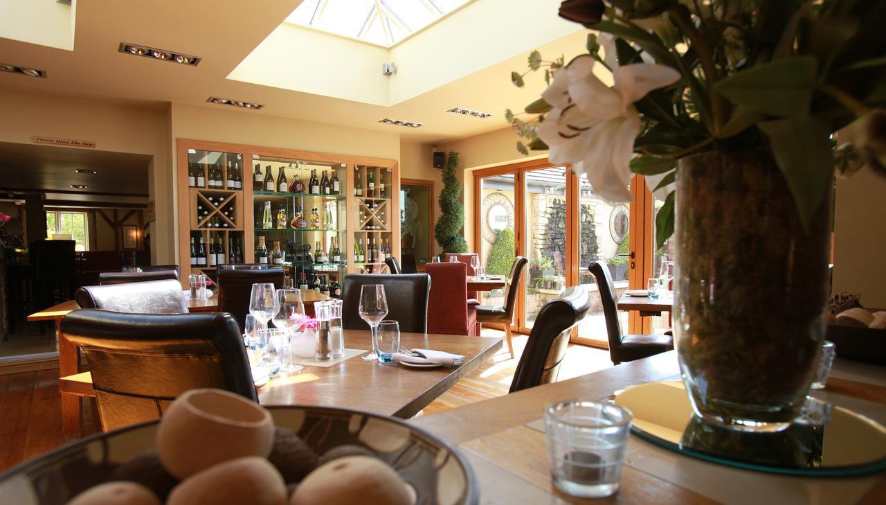 The Black Horse At Ireland Shefford エクステリア 写真